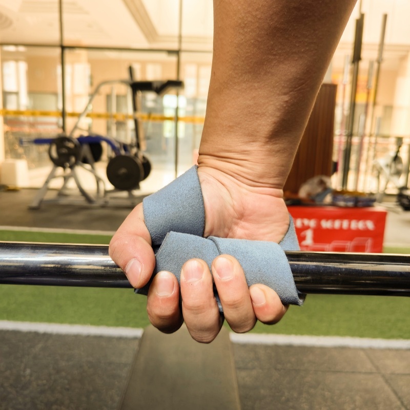 1 Pair V-Shape Weightlifting S - Wrist Wraps Weightlifting Support review and price